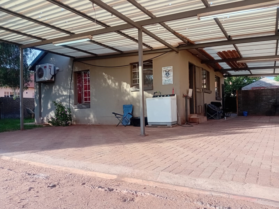3 Bedroom Property for Sale in Kathu Northern Cape